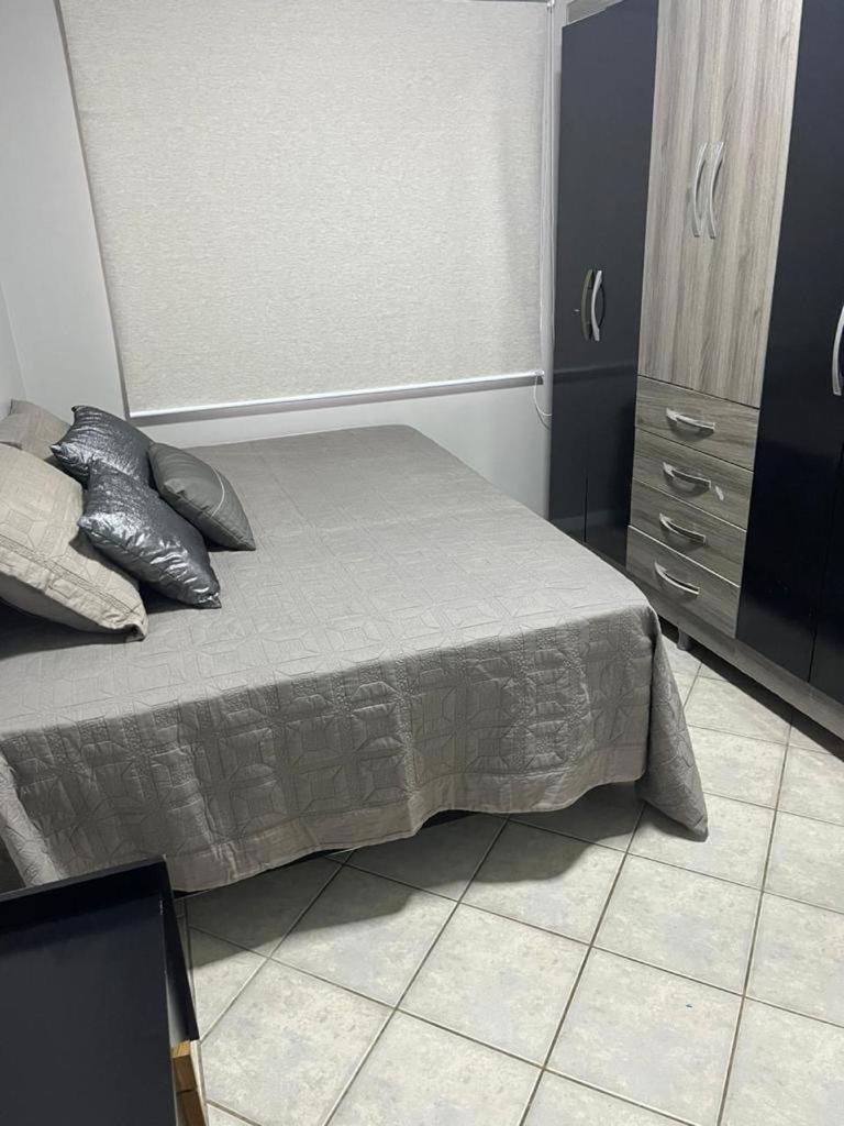 Apartamento Na Melhor Localizacao Da Meia Praia Itapema Eksteriør billede